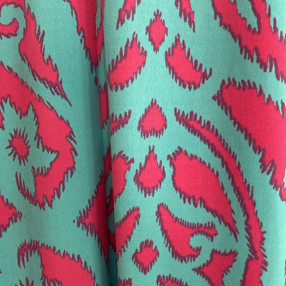 Heimish USA sleeveless midi dress with pockets! Hot pink and teal. - Picture 3 of 5